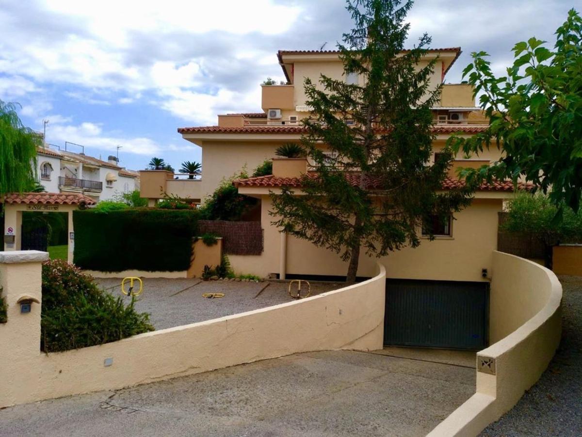 Apartamento Stil Mar Jardin 300 metros del mar L' Escala Exterior foto